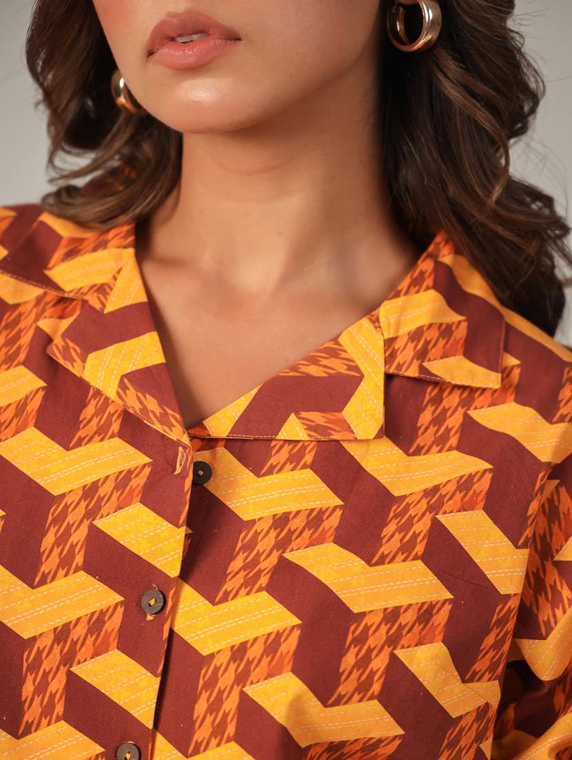 women printed collared short sleeves shirt - 21650226 -  Standard Image - 4
