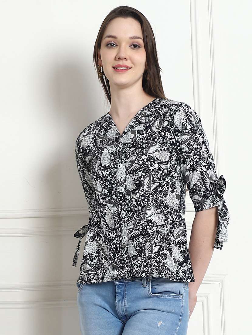 women floral print v-neck top - 21650561 - Zoom Image - 0