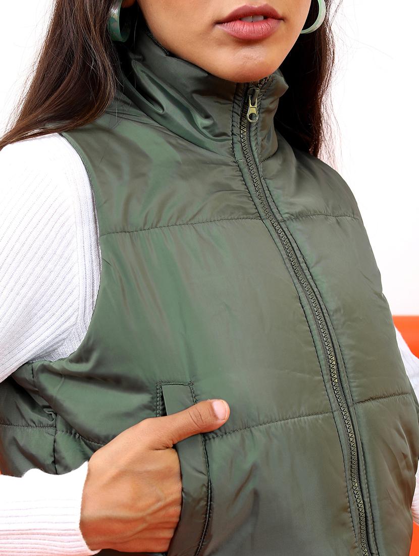 women solid sleeveless quilted jacket - 21650968 - Standard Image - 4