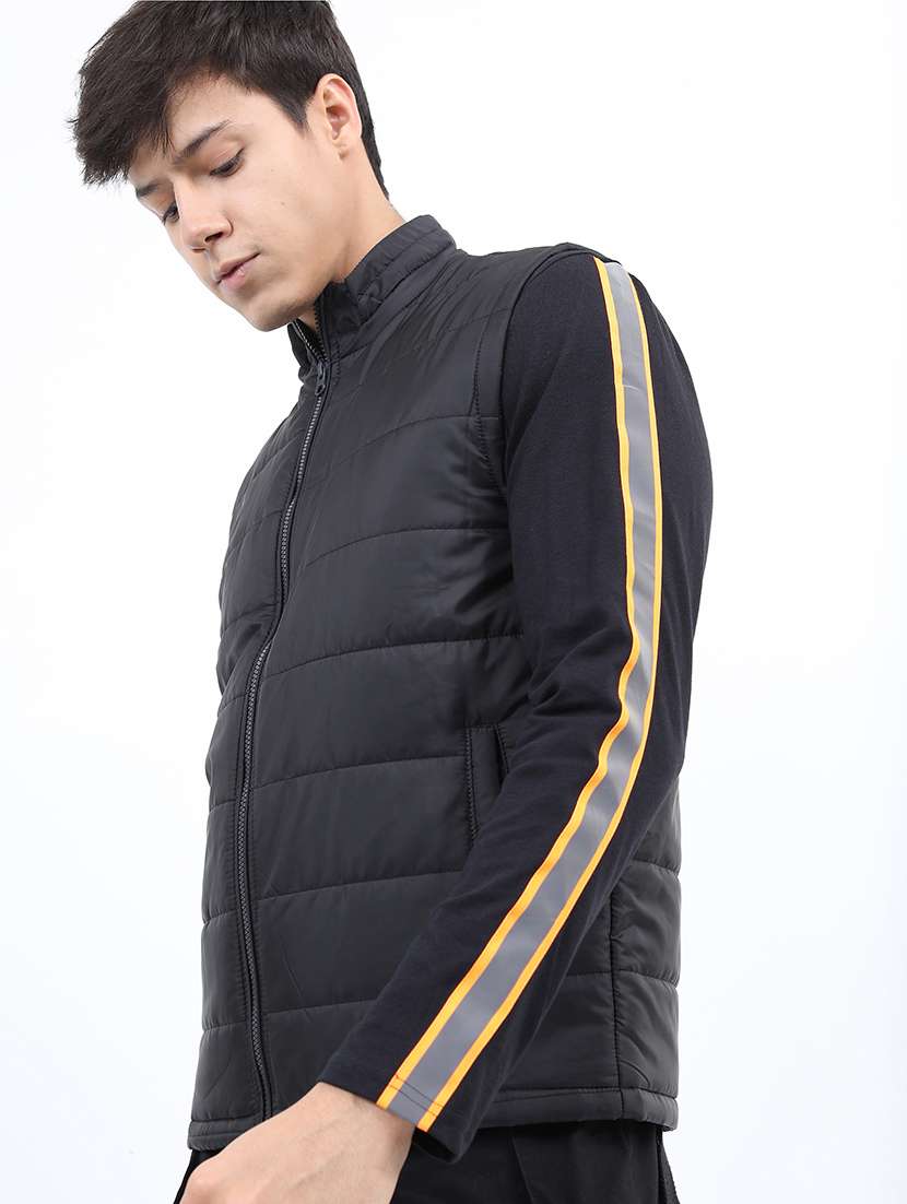 men solid sleeveless quilted jacket - 21651050 -  Standard Image - 1