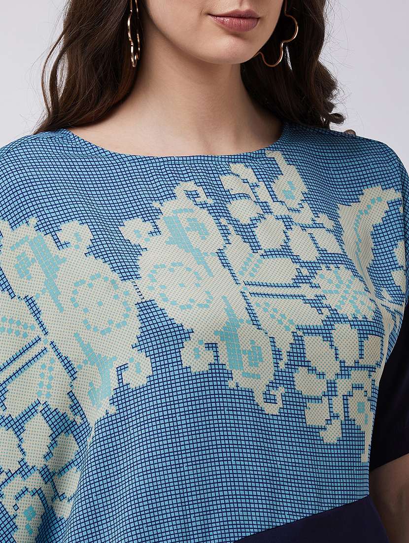 women printed round neck asymmetric top - 21651112 - Standard Image - 4