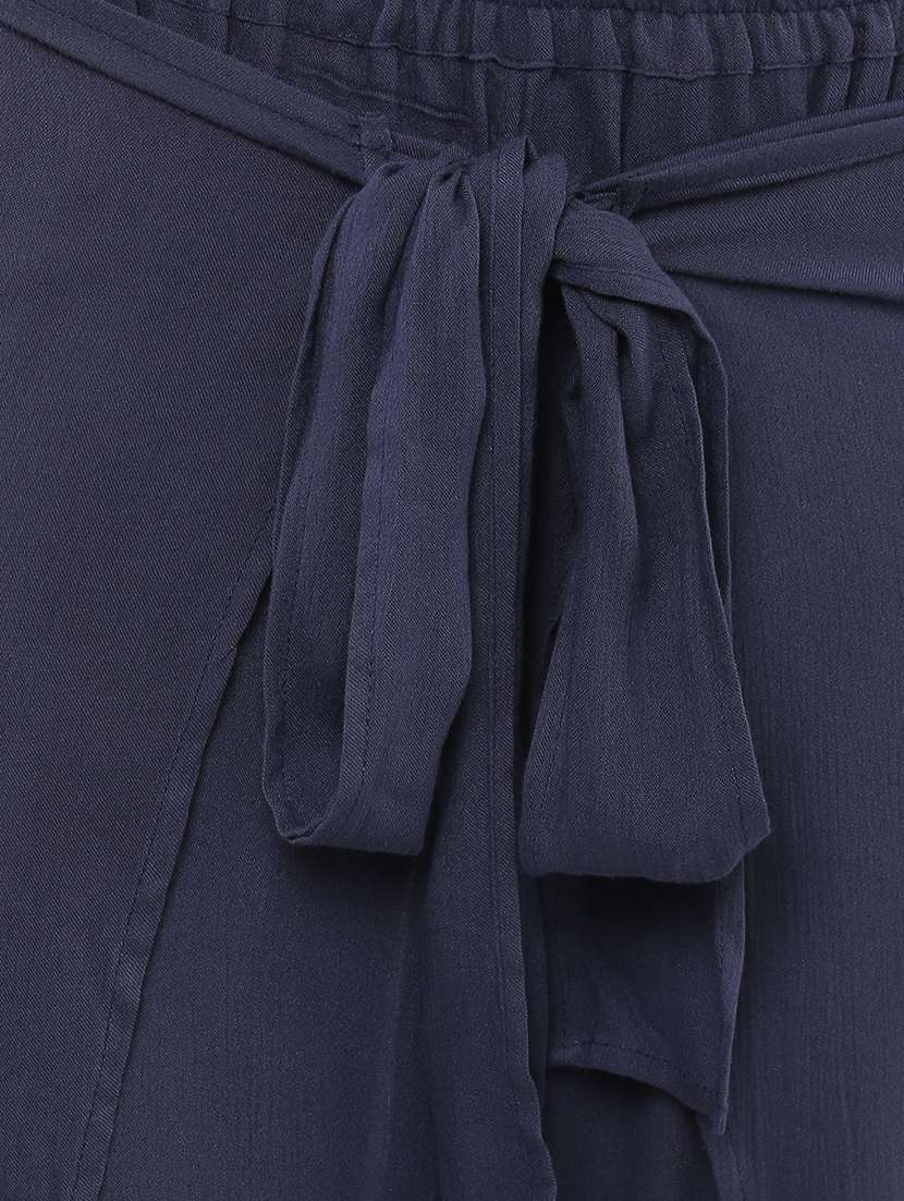 women solid mid rise relaxed fit trouser - 21651211 -  Standard Image - 4