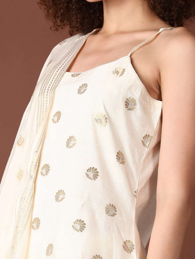 women off white kurta sharara set with dupatta - 21651541 -  Standard Image - 4