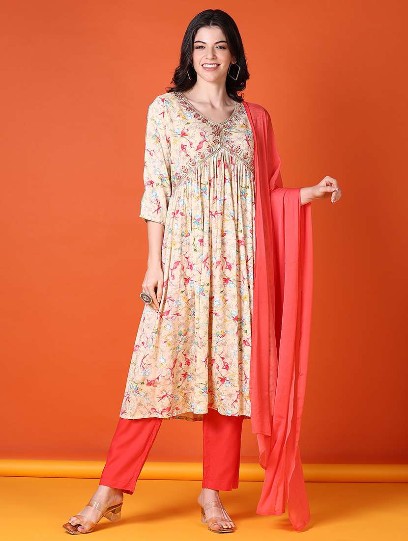 women three quarter sleeve kurta pant with dupatta set