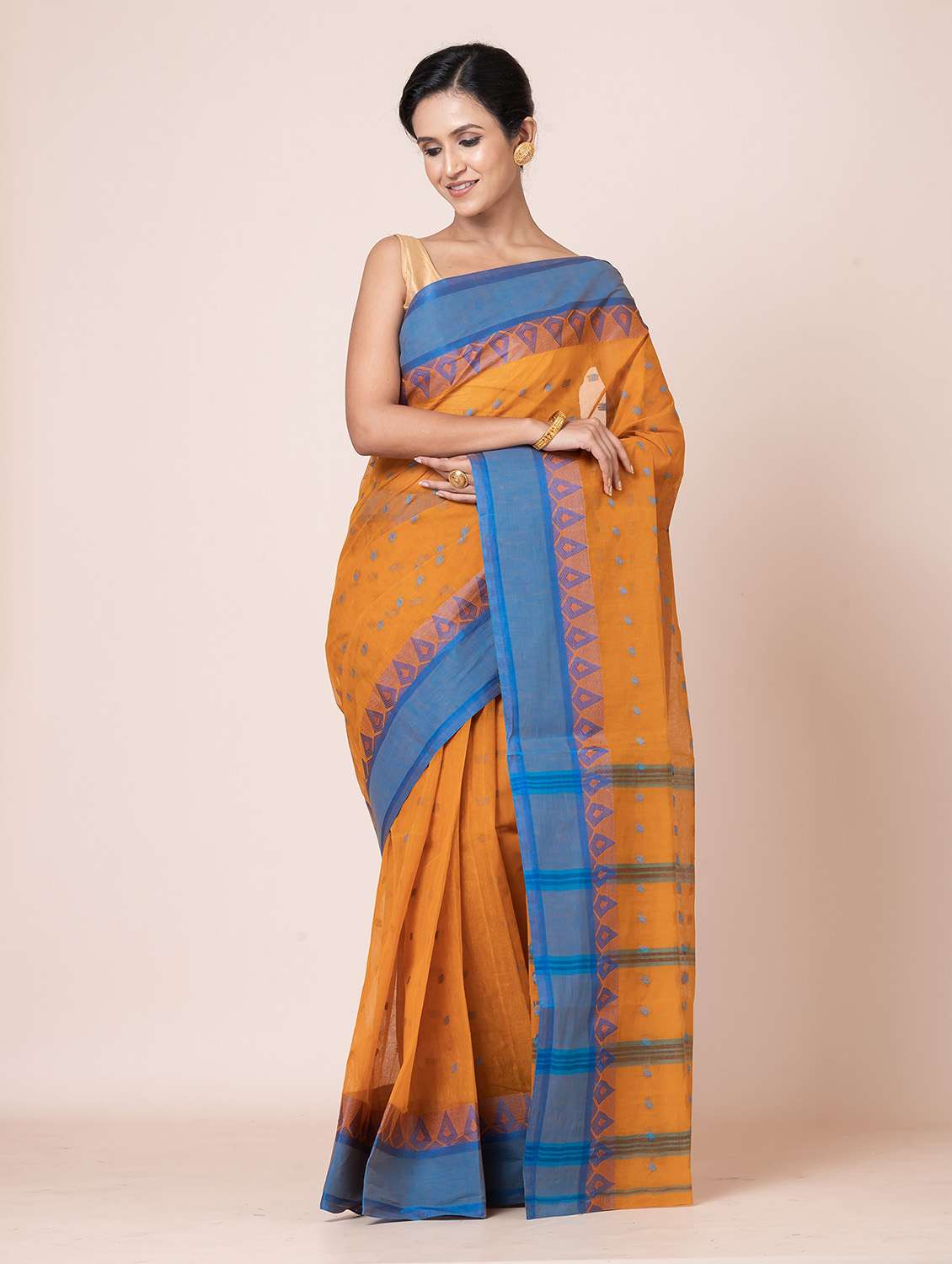 women self design tant saree - 21651723 -  Standard Image - 1