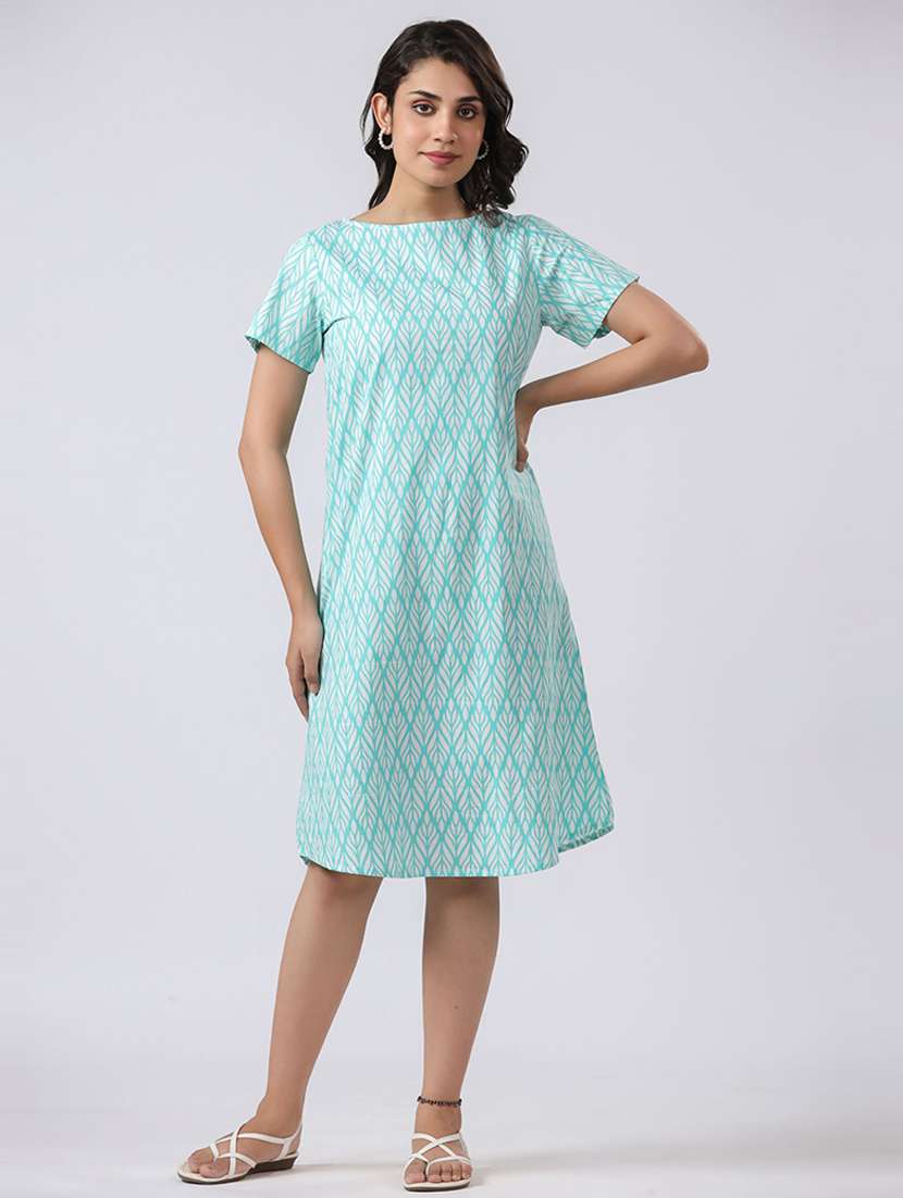women printed short sleeves a-line dress - 21651940 -  Standard Image - 1