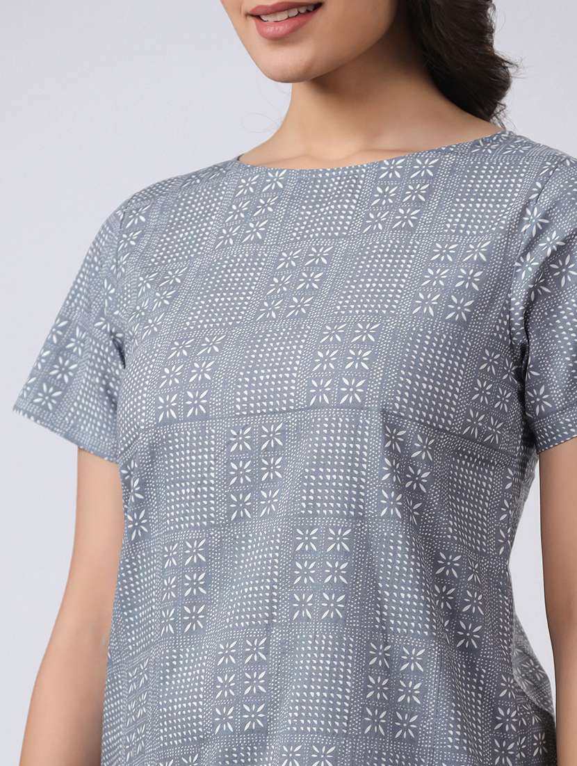 women printed short sleeves a-line dress - 21651943 -  Standard Image - 4