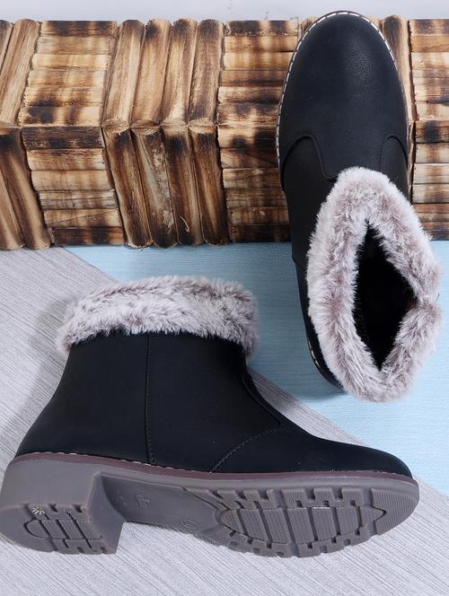 women ankle lenght zipper boot - 21652602 -  Standard Image - 0