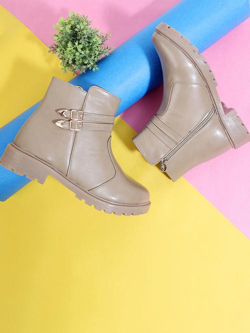 women ankle lenght zipper boot - 21652611 -  Standard Image - 0
