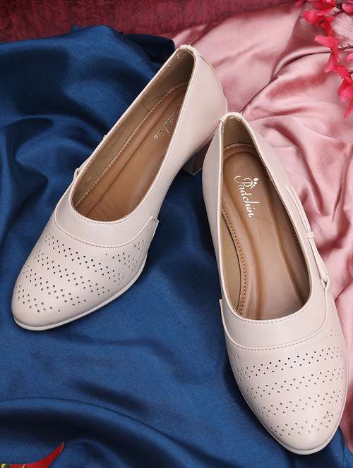 women cream cut work block heel pump