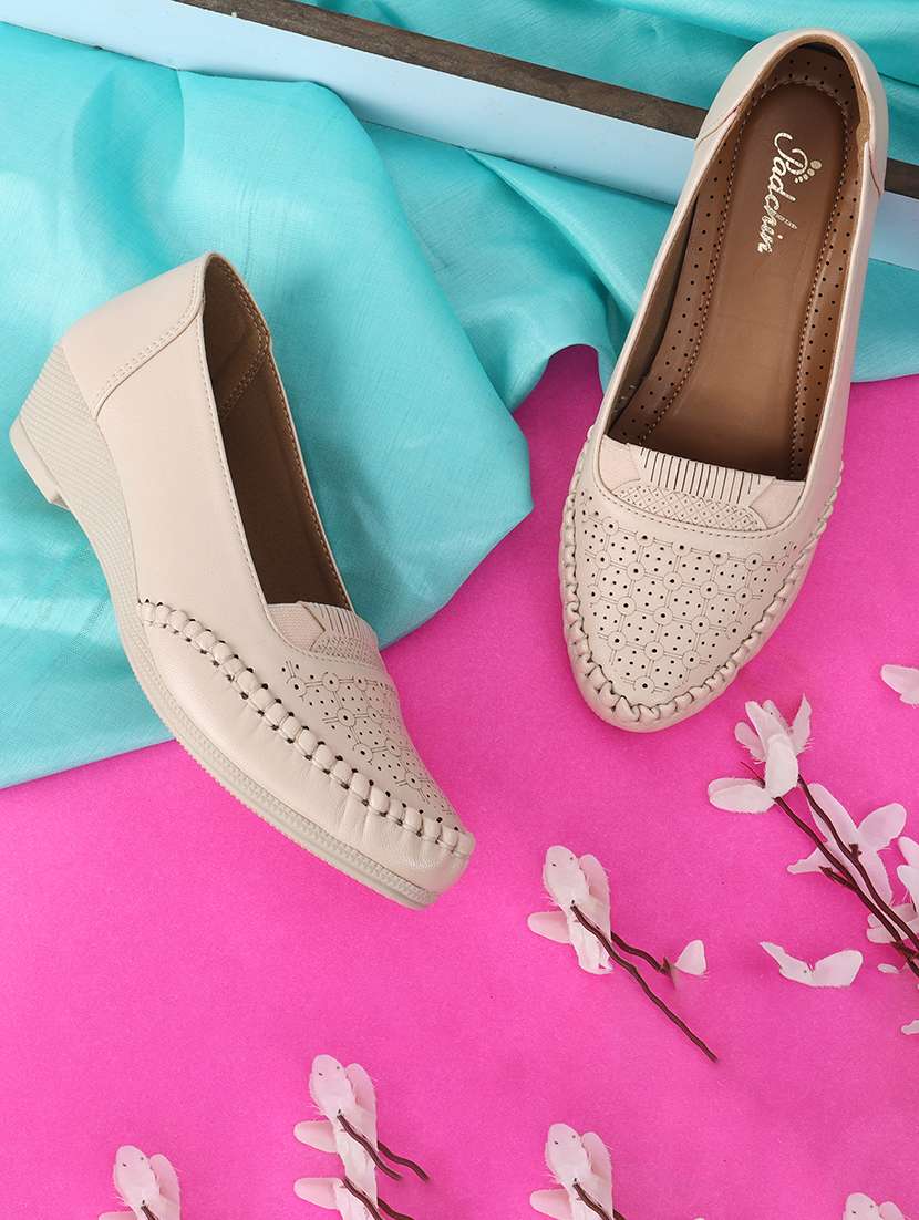 women cream cut work slip on loafer - 21652889 -  Zoom Image - 0