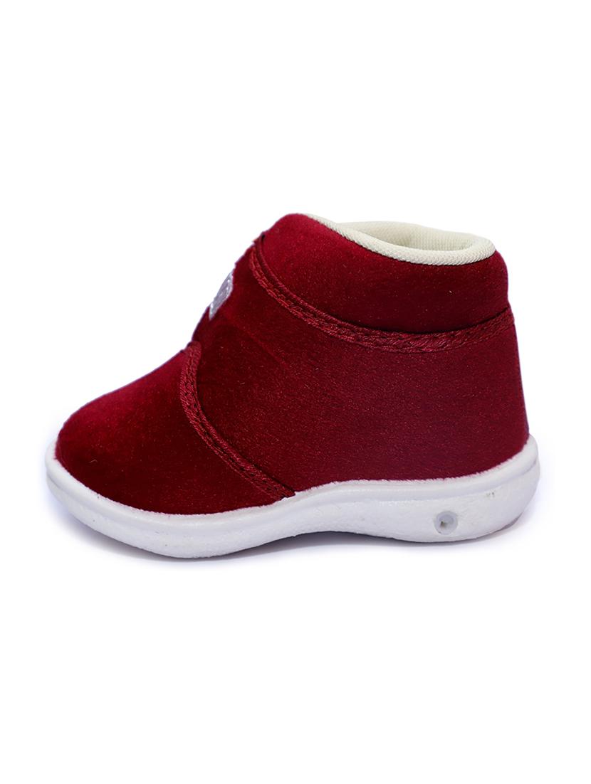 unisex solid slip on velcro shoes - 21660125 - Standard Image - 1