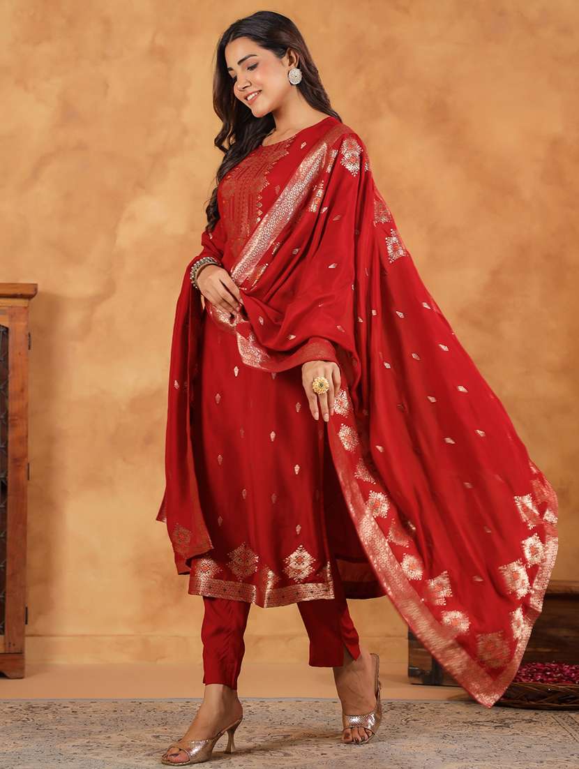 women self design three quarter sleeve suit set - 21660491 -  Standard Image - 1