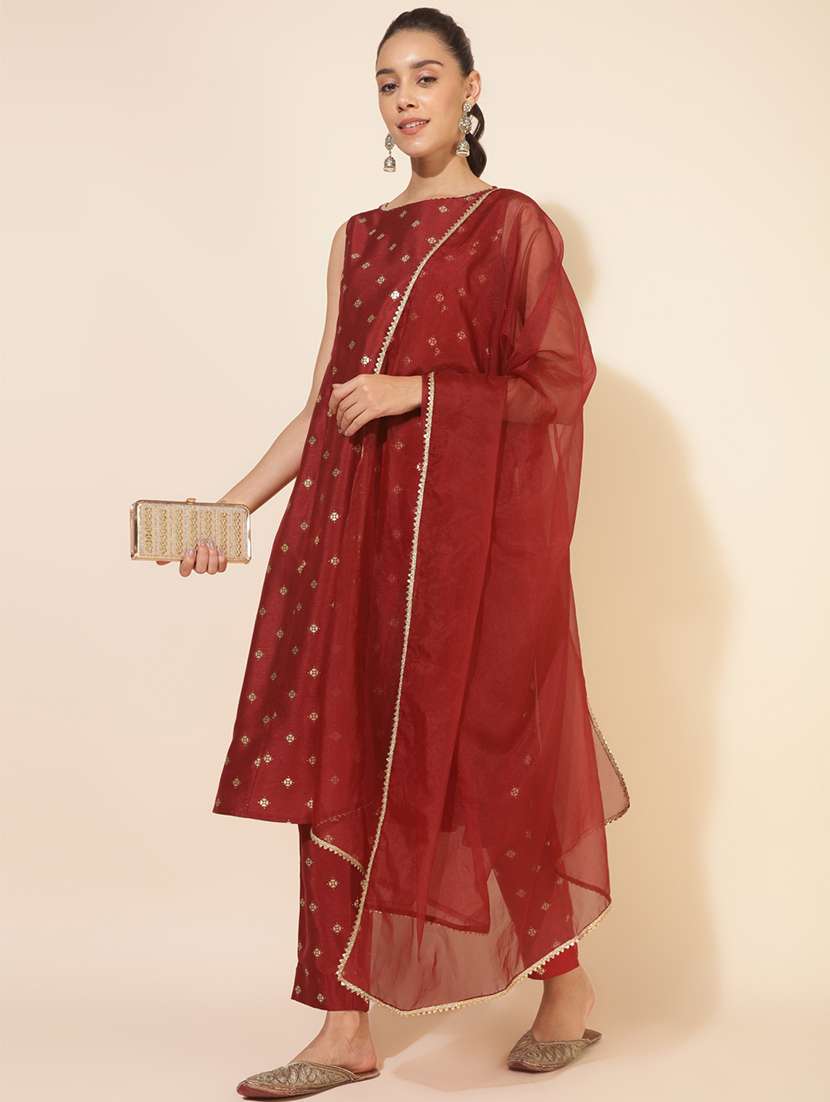 women maroon foil printed sleeveless kurta pant with dupatta set - 21660494 -  Standard Image - 1