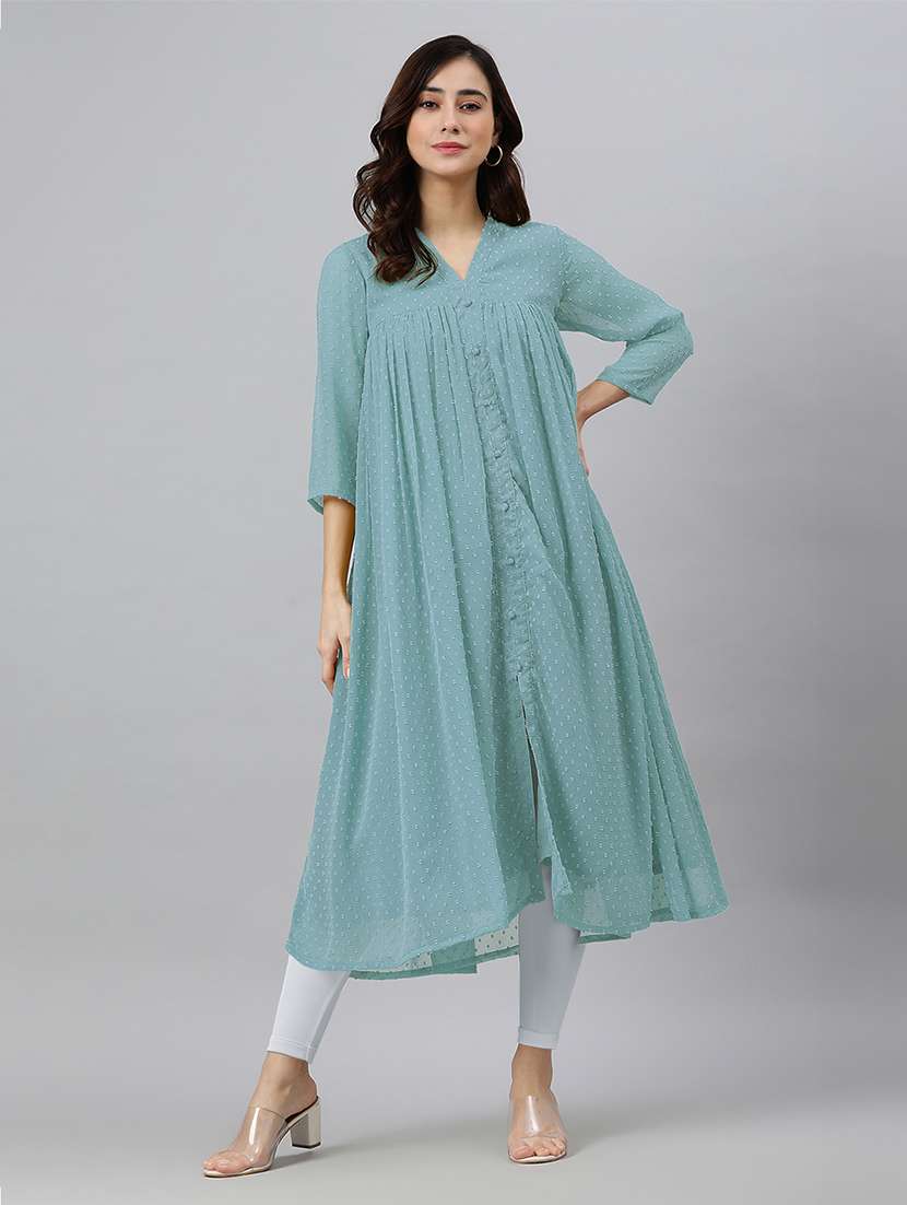 women self design three quarter sleeve flared kurta