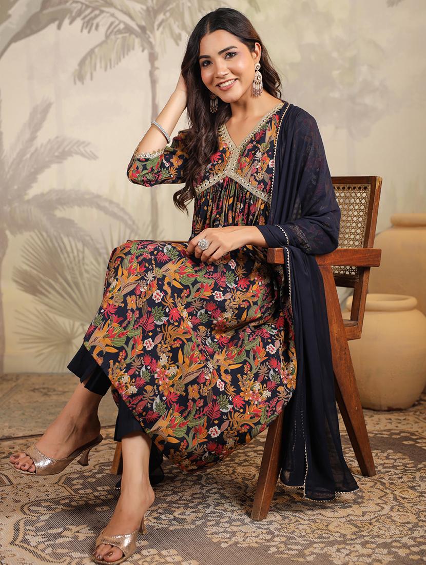 women embroidered three quarter sleeve suit set - 21660753 - Standard Image - 1