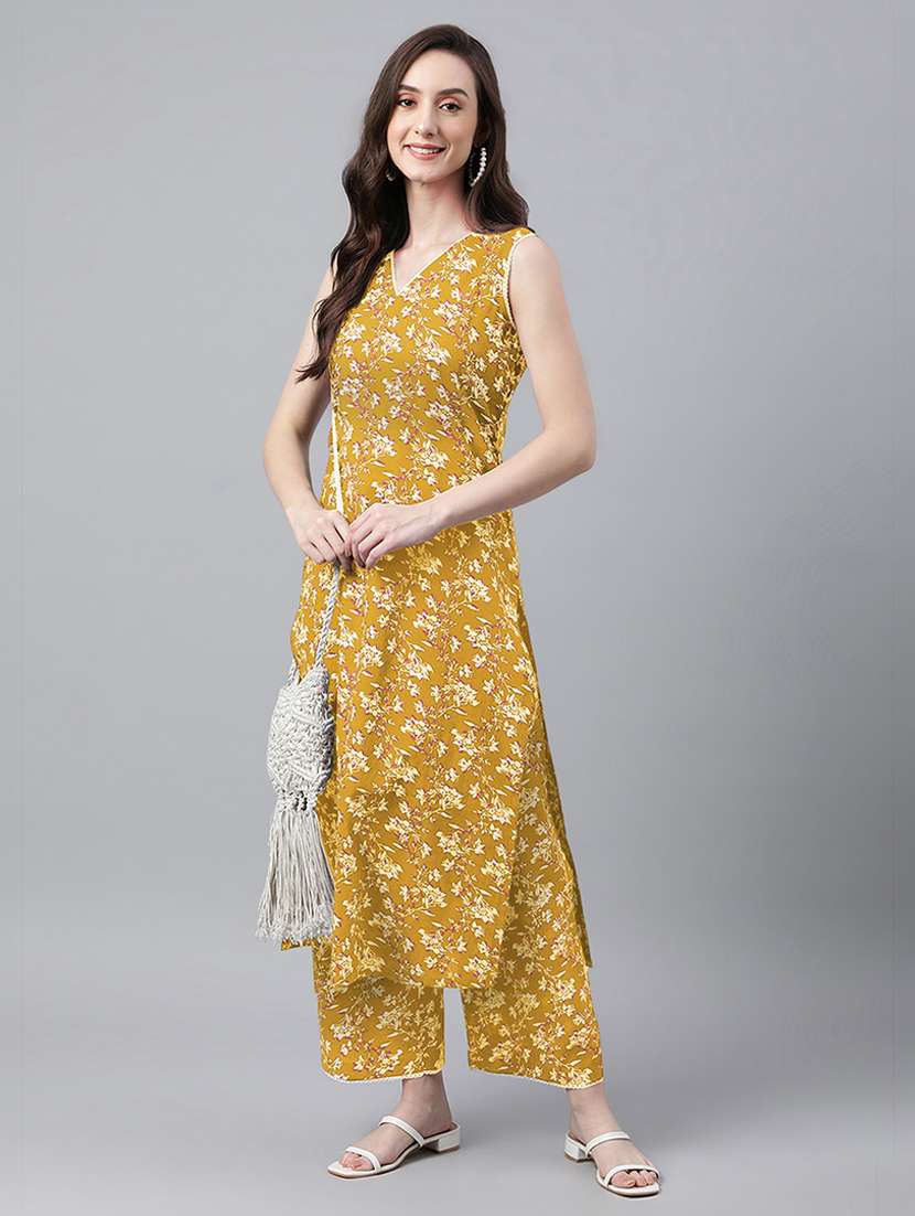 women floral printed sleeveless kurta pant set - 21660818 -  Zoom Image - 0