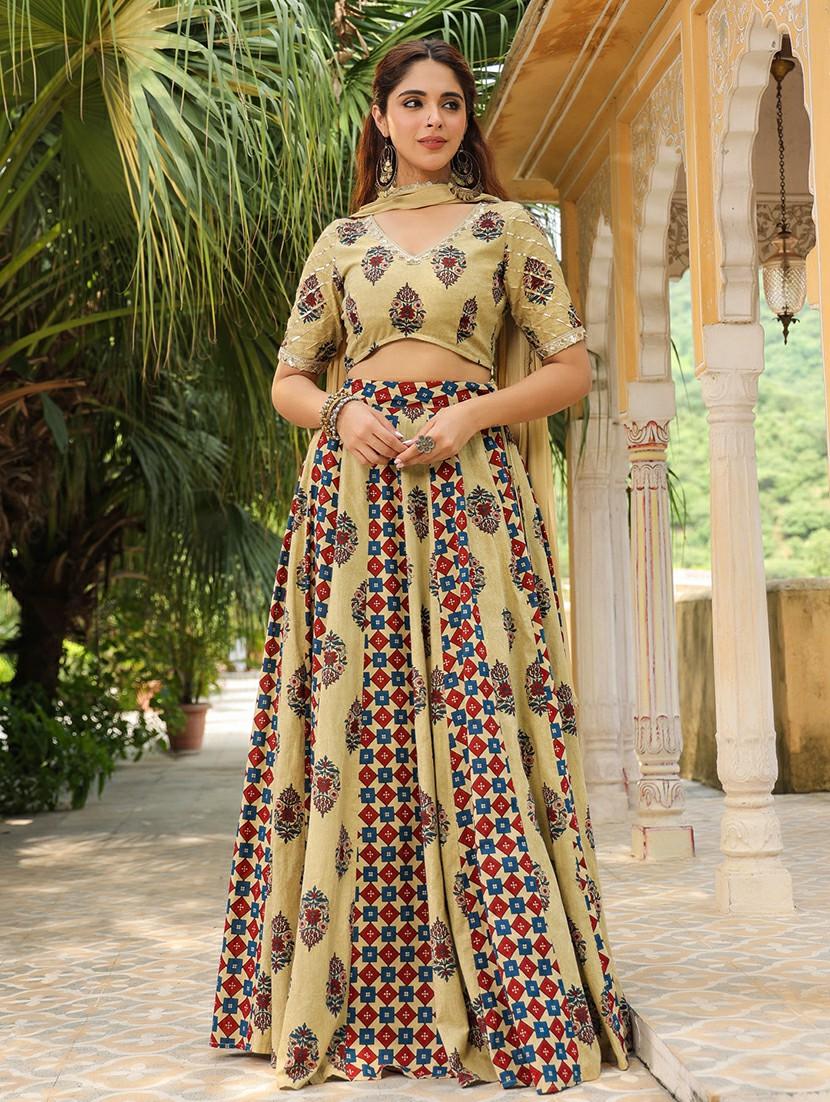 women beige printed stitched flared lehenga - 21660829 - Zoom Image - 0