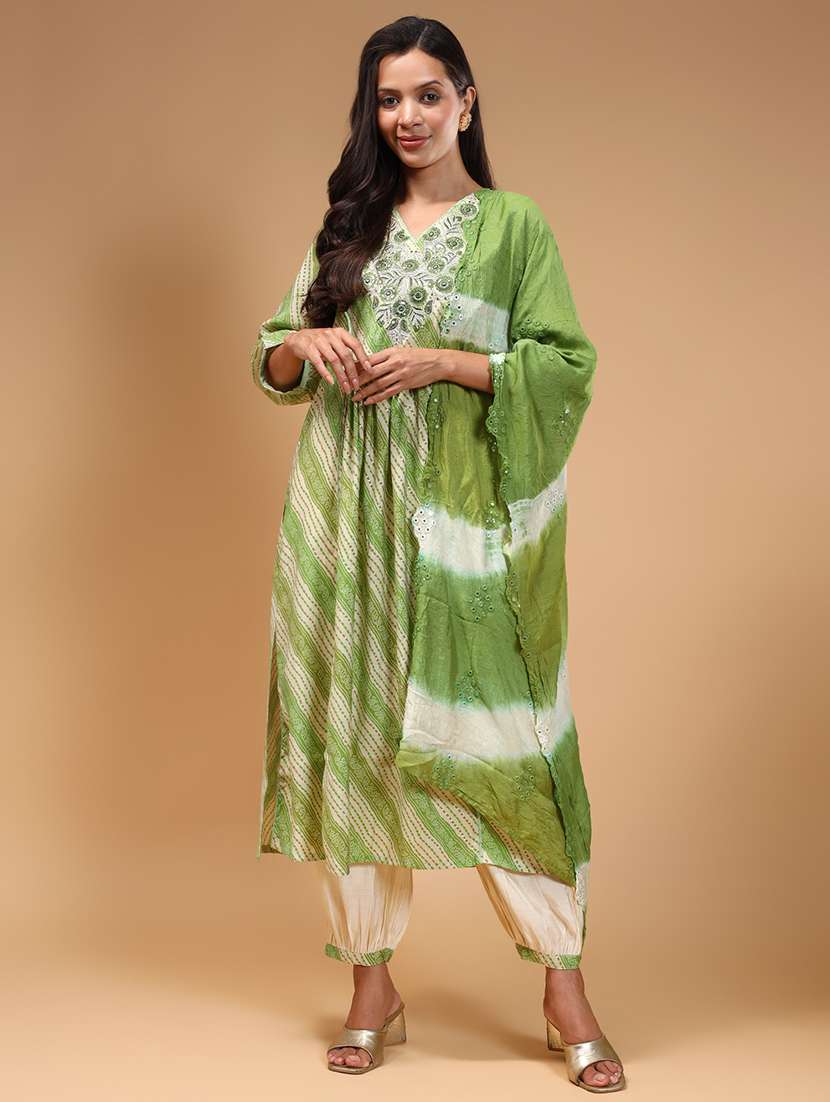 women green printed kurta salwar set with dupatta - 21661041 -  Standard Image - 1