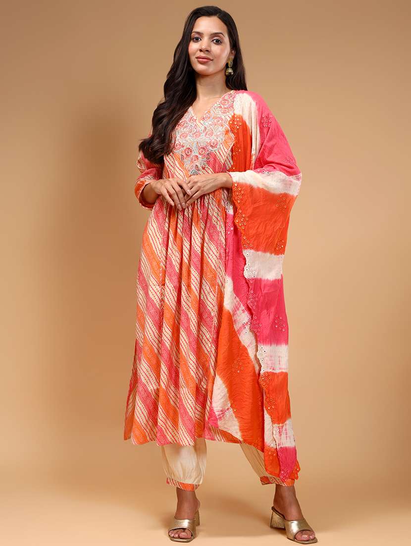 women pink printed kurta salwar set with dupatta - 21661042 -  Standard Image - 1
