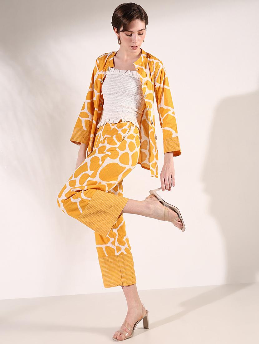 women solid top and trouser co-ords set with shrug - 21661461 - Standard Image - 4