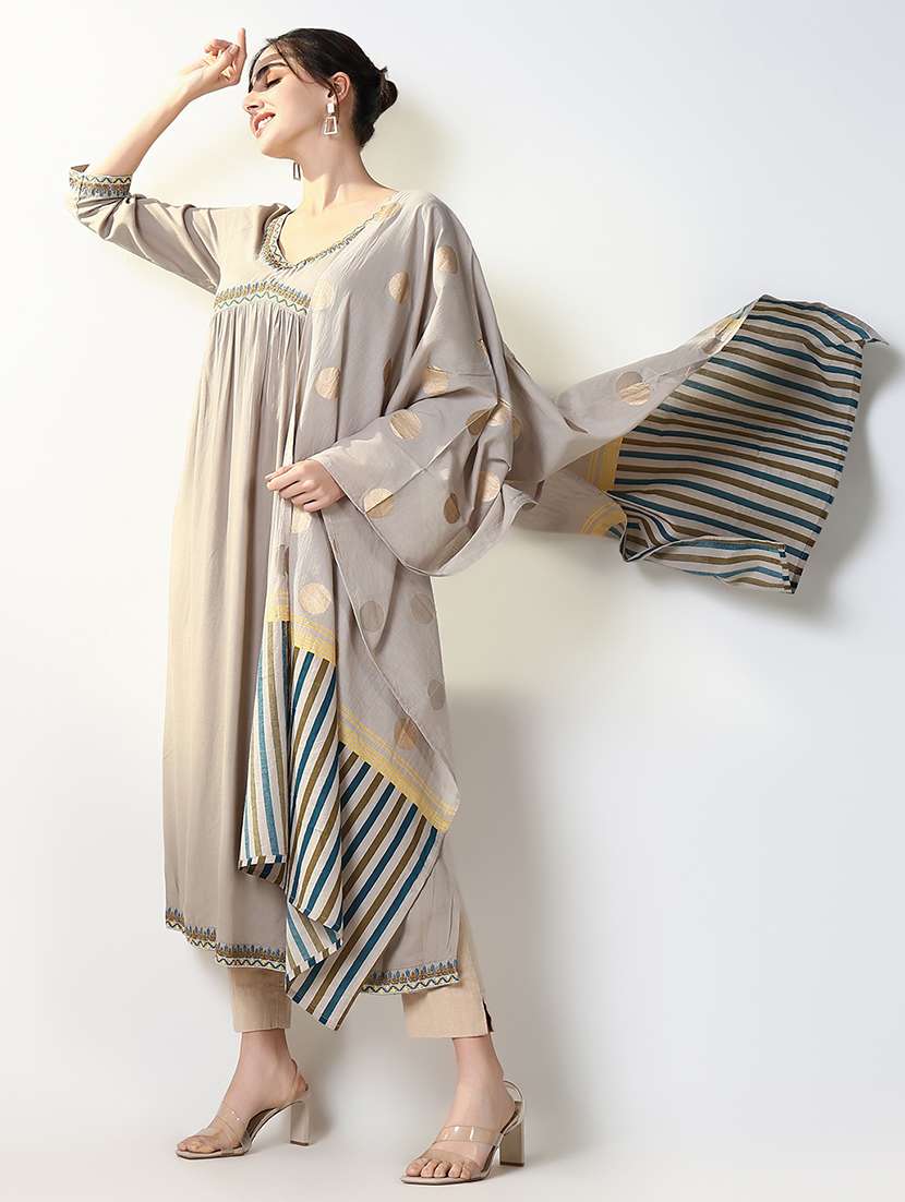 women embroidered v neck kurta dupatta set - 21661536 -  Standard Image - 1