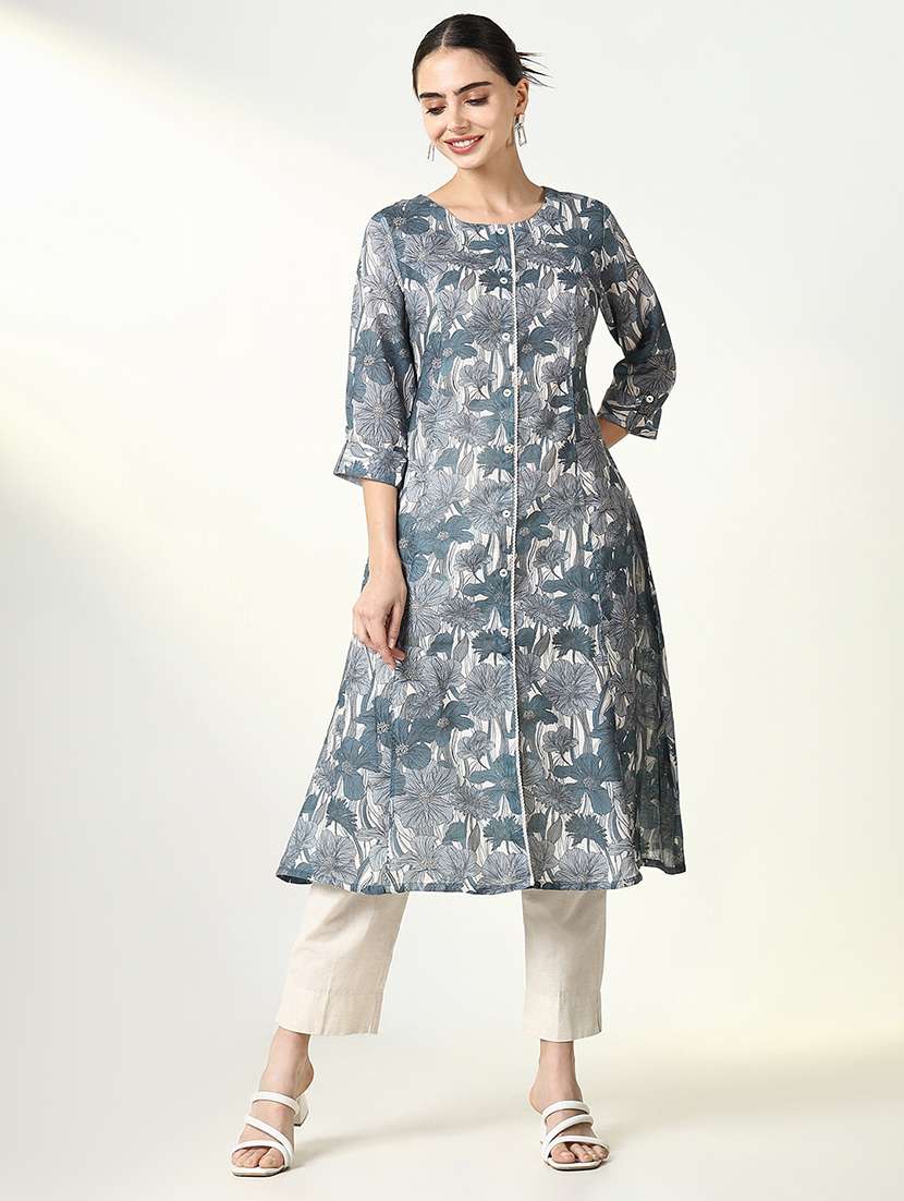women printed roll up sleeve a-line kurta