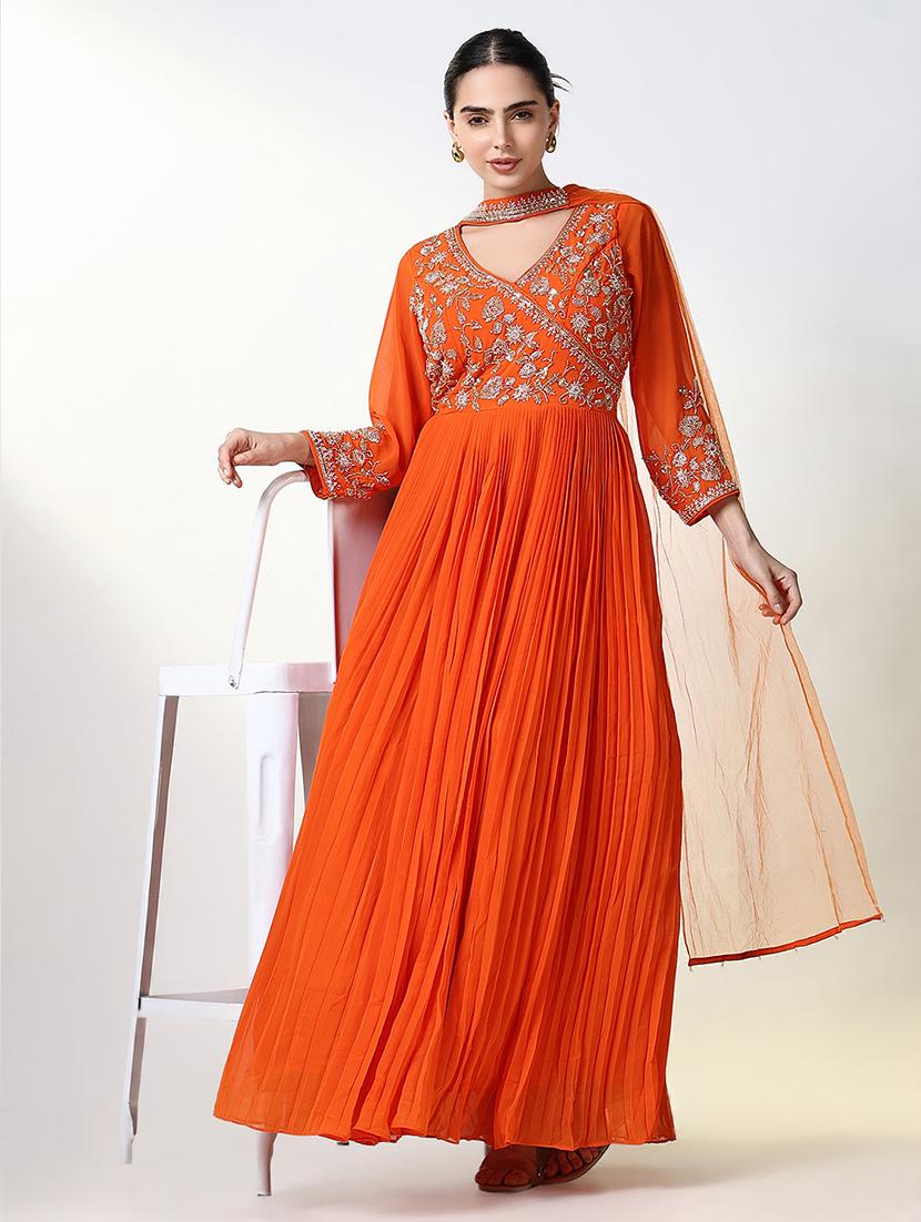 women embroidered flared kurta with dupatta - 21661549 - Standard Image - 4