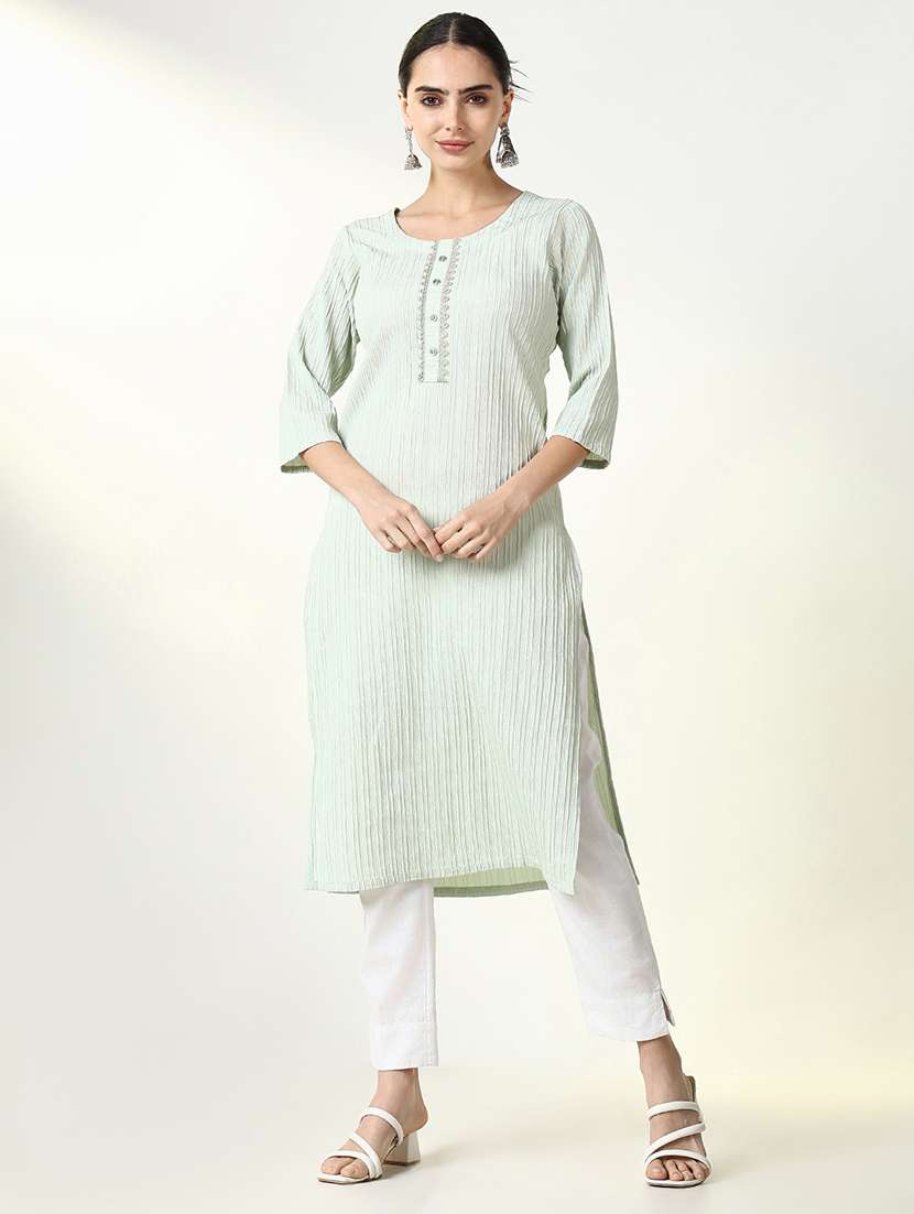 women three quarter sleeve straight kurta