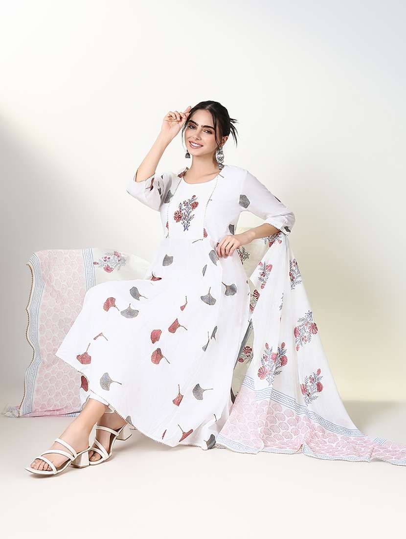 women floral printed kurta pant set with dupatta - 21661569 -  Standard Image - 1