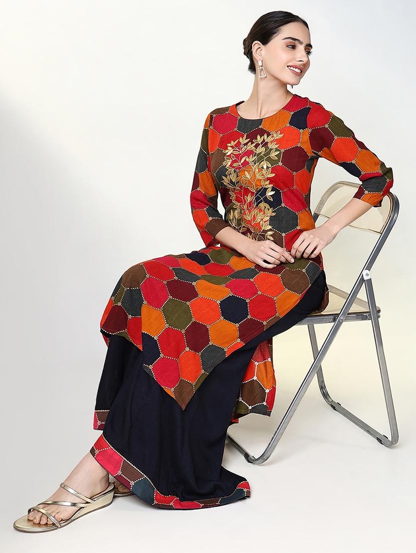 women geometric printed three quarter sleeve kurta palazzo set - 21661574 - Standard Image - 4