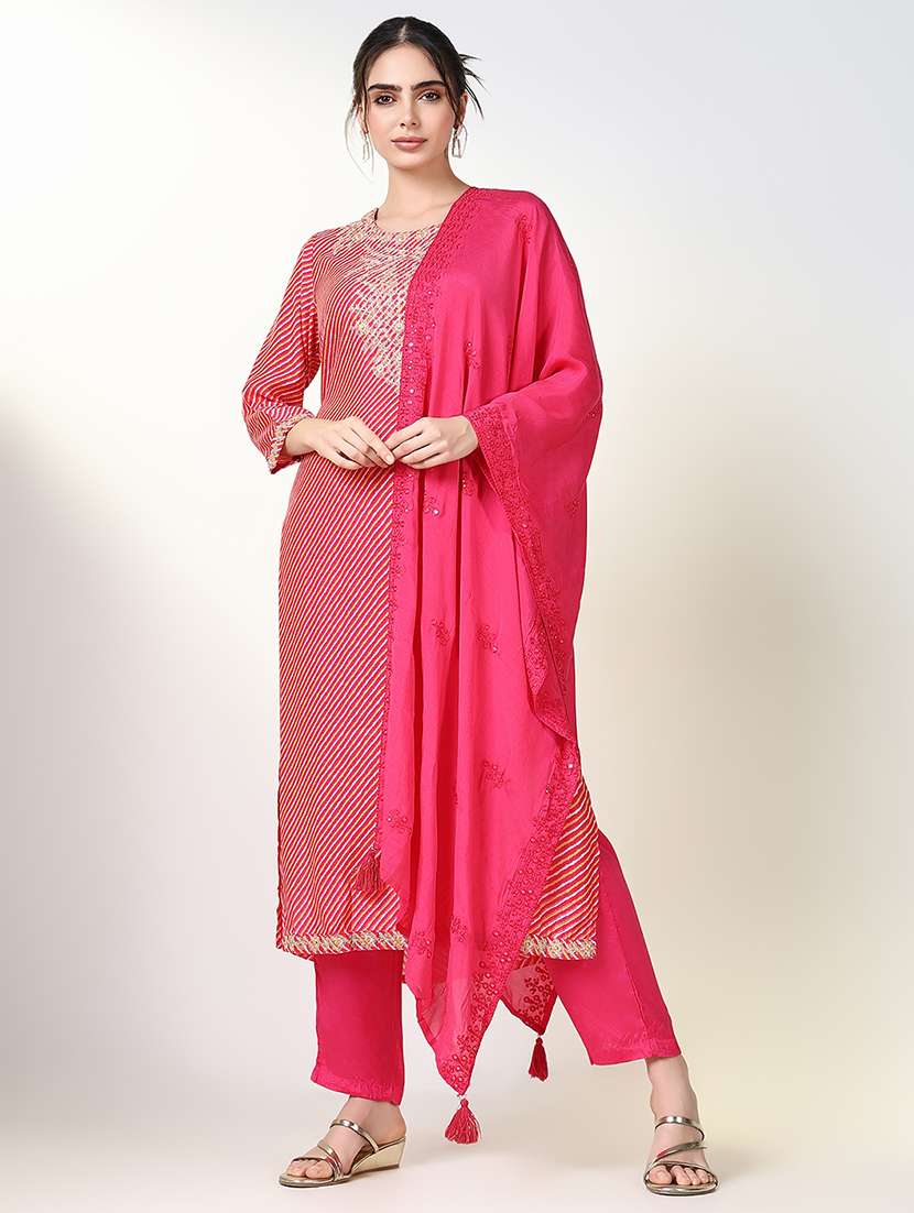 women leheriya kurta pant set with dupatta