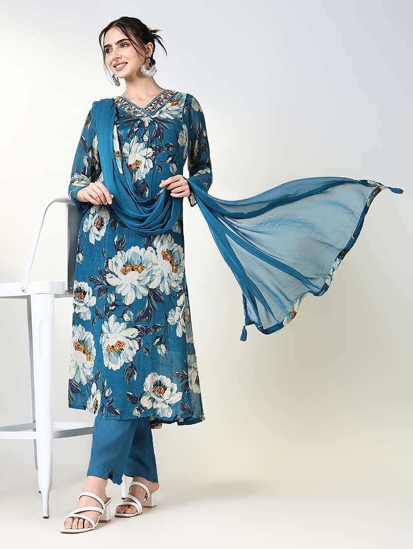 women floral kurta pant set with dupatta - 21661590 -  Standard Image - 1
