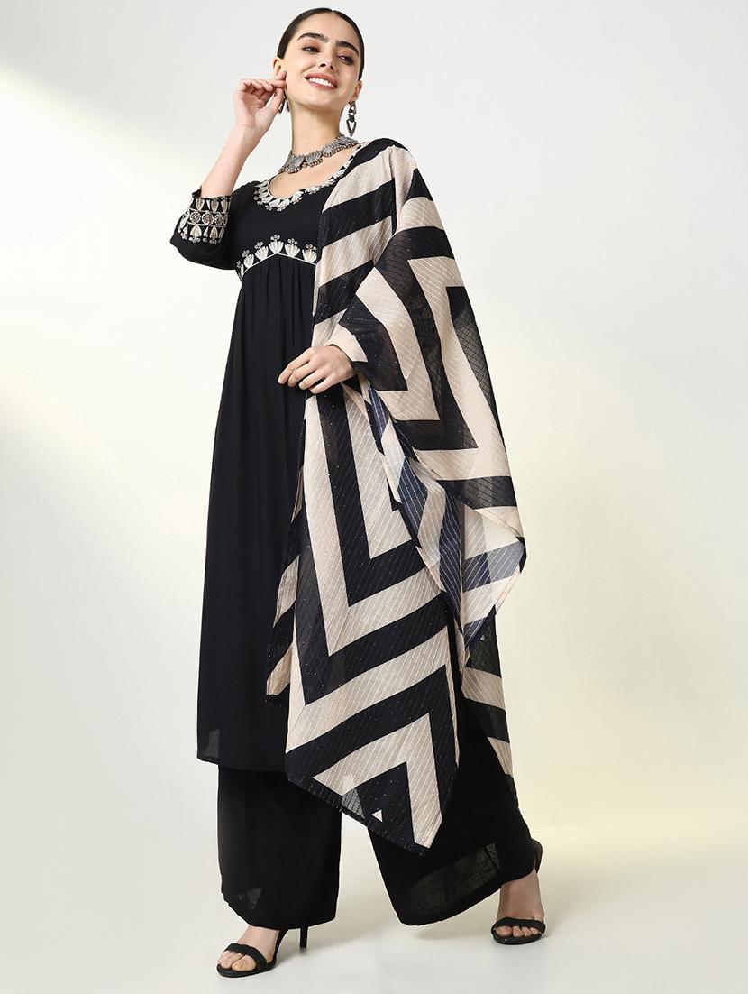 women embroidered kurta palazzo set with dupatta - 21661593 - Standard Image - 1
