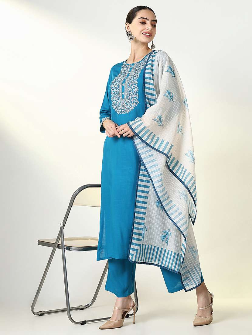 women embroidered kurta palazzo set with dupatta - 21661597 -  Standard Image - 1