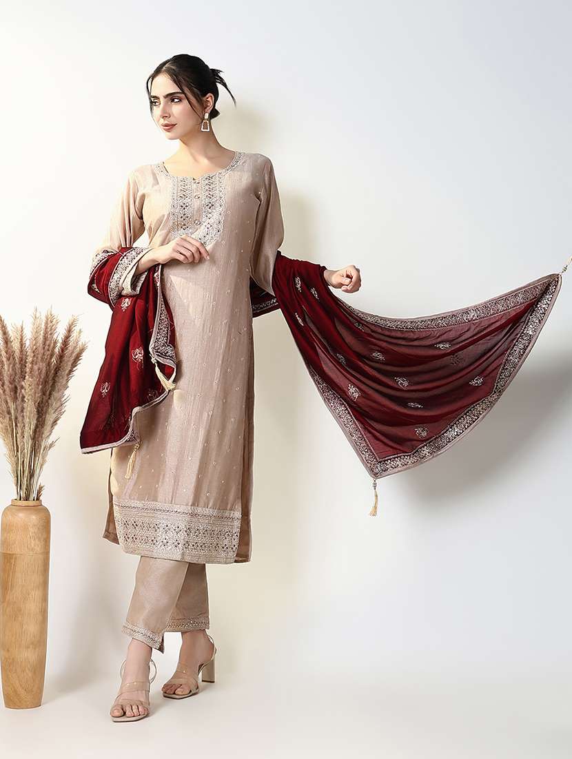 women three quarter sleeve kurta pant with dupatta set - 21661611 -  Standard Image - 4