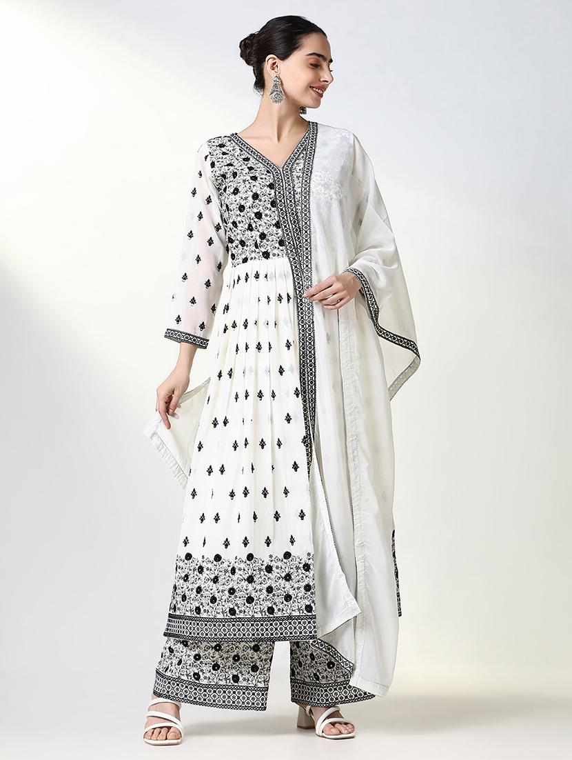 women embroidered kurta palazzo set with dupatta - 21661615 -  Zoom Image - 0