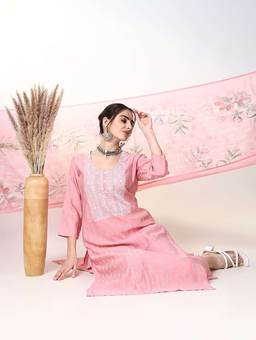 women three quarter sleeve kurta pant with dupatta set - 21661621 -  Standard Image - 1