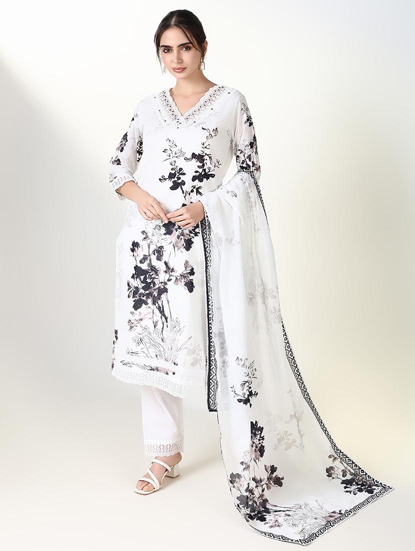 women floral printed kurta pant set with dupatta - 21661642 - Standard Image - 4