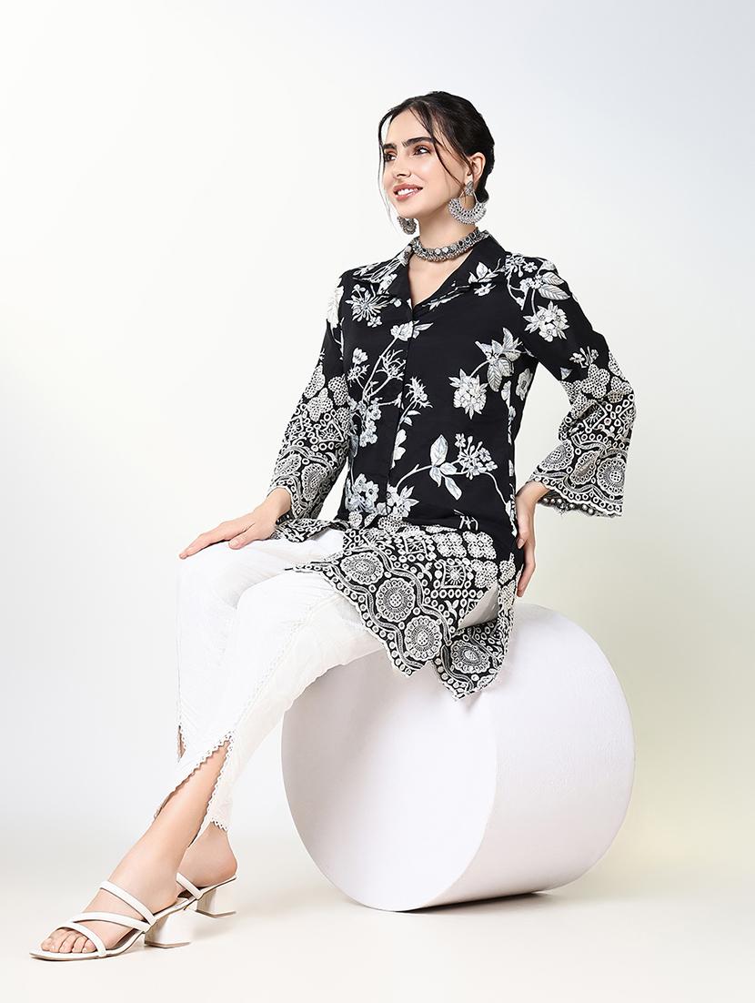 women black bell sleeve dhoti kurta set - 21661648 - Standard Image - 4