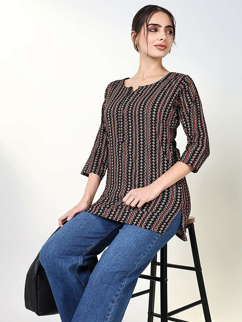 women three quarter sleeve straight kurti - 21661680 -  Standard Image - 1