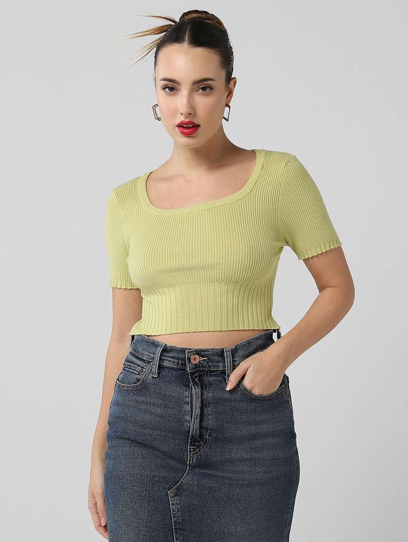 women solid short sleeves top