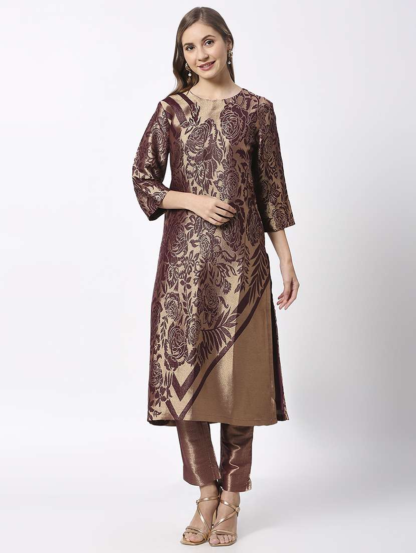 women self design three quarter sleeve straight kurta