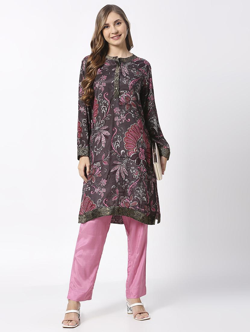 women floral long sleeve straight kurta - 21662174 - Standard Image - 4
