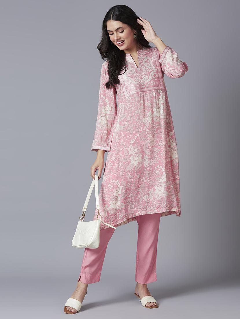 women floral long sleeve straight kurta - 21662200 - Standard Image - 4