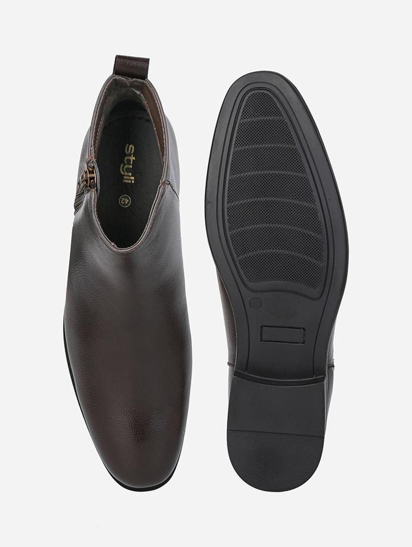 men brown slip on boots - 21662723 - Standard Image - 4
