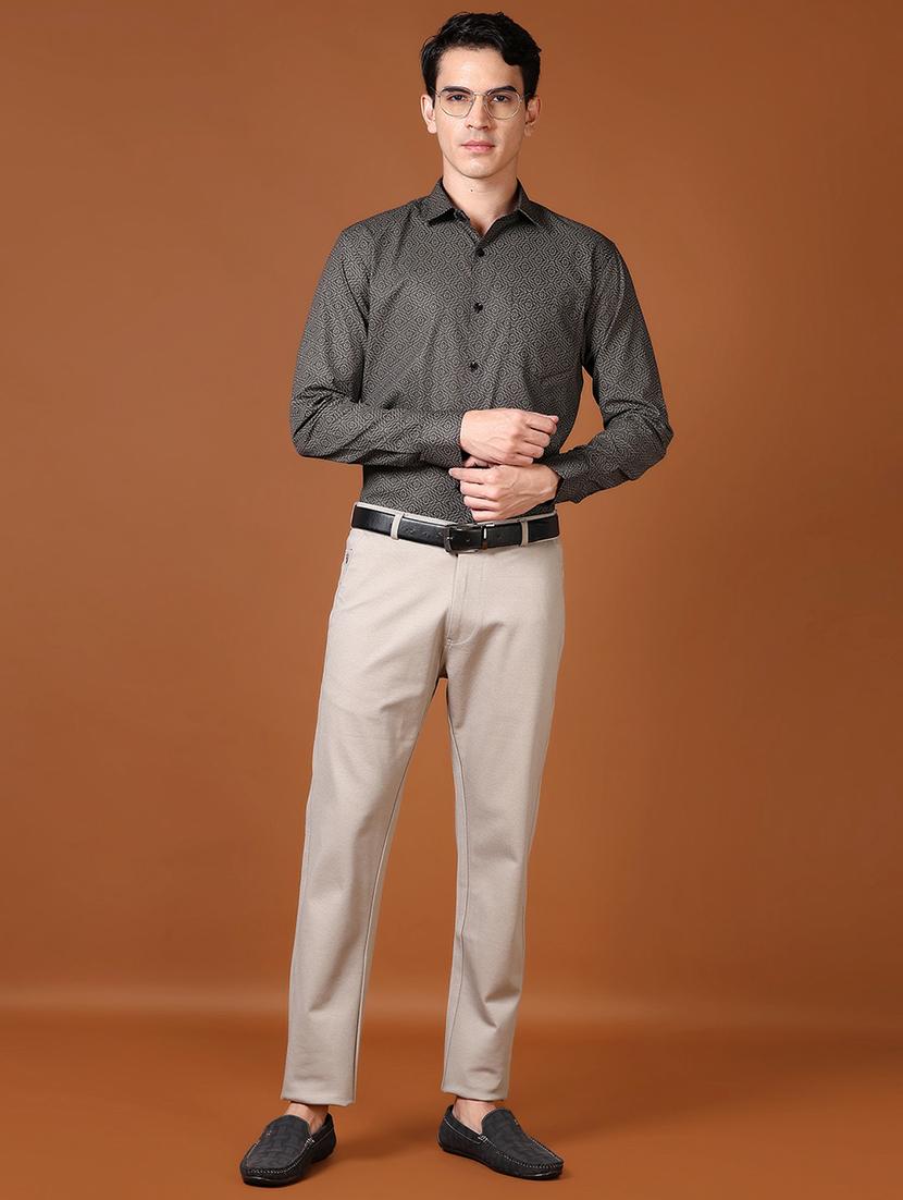 men mid rise solid chinos - 21662826 - Standard Image - 4