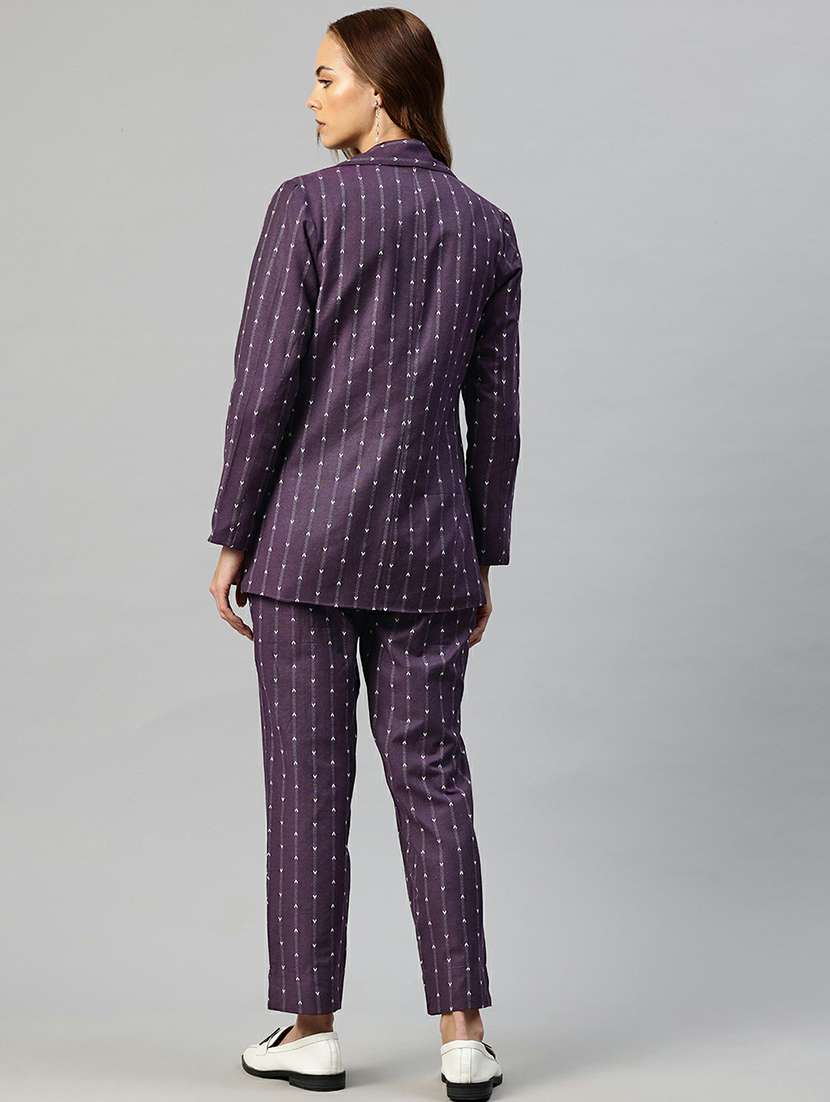 women self design blazer & trousers co-ords set - 21663359 - Standard Image - 4