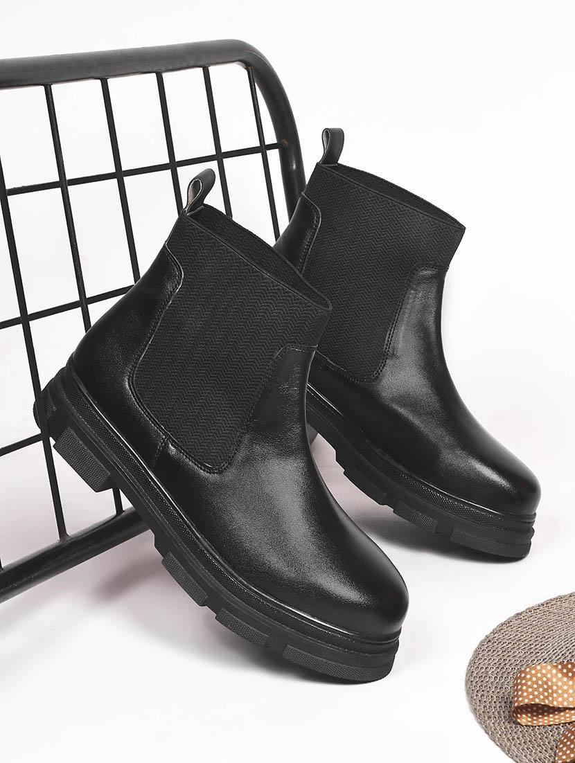women black solid ankle boots - 21664001 - Standard Image - 4