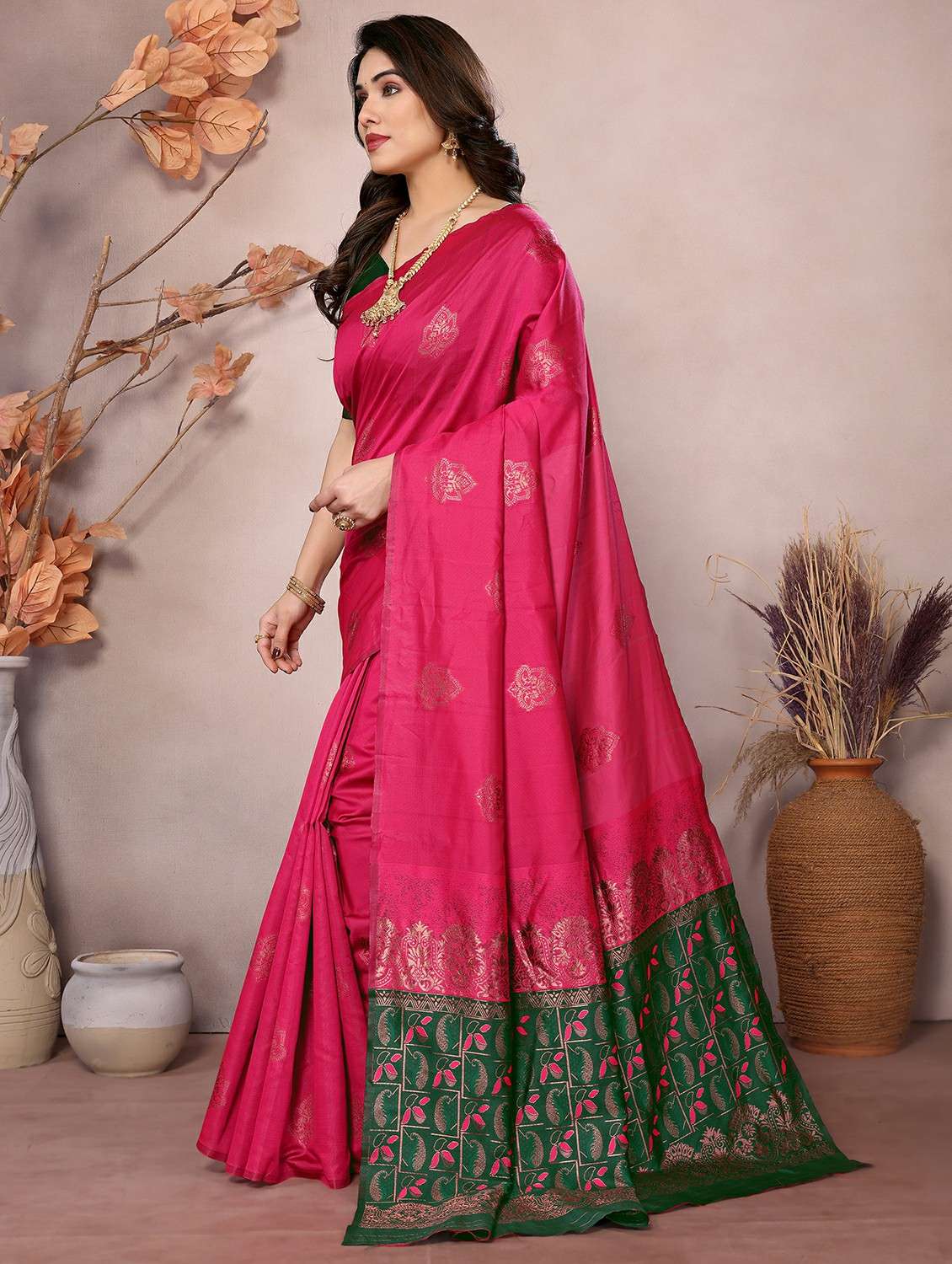 women self design banarasi saree with blouse